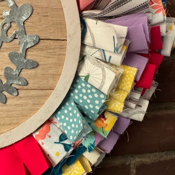 Welcome Rag Wreath - Picture 5 of 6